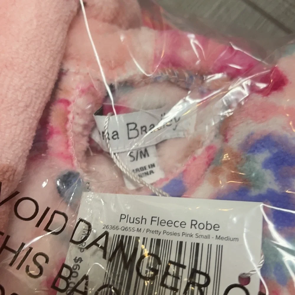 Vera Bradley Plush Fleece Robe Pretty Posies Pink Small/Medium FREE SHIPPING - Picture 6 of 6